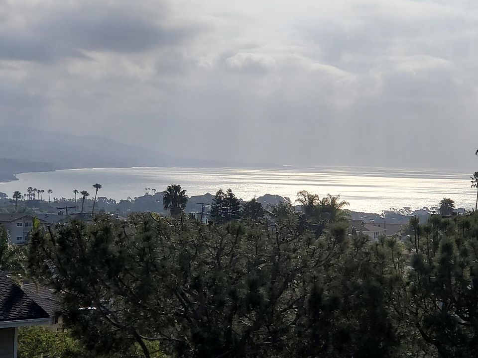 Views of San Diego on clear days.