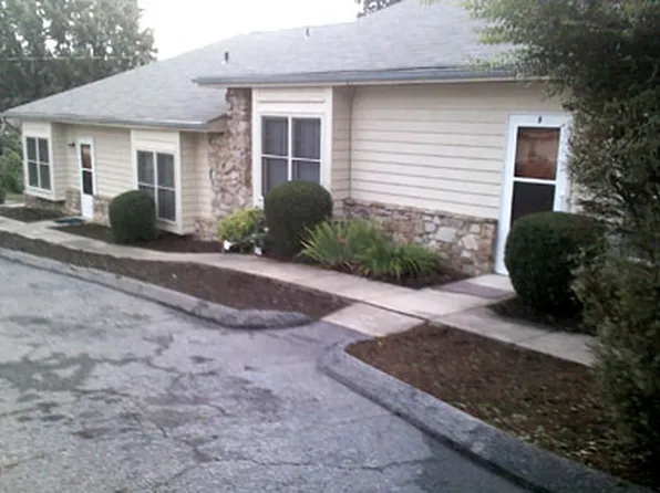 116 Evans St, Morganton, NC 28655