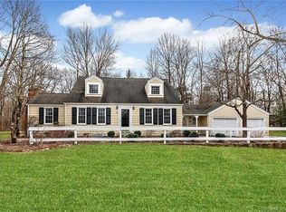 91 Pocahontas Rd, Redding, CT 06896