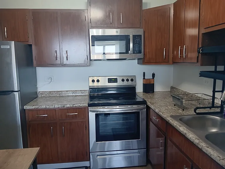 5100 N Marine Dr #15D — Photo 9