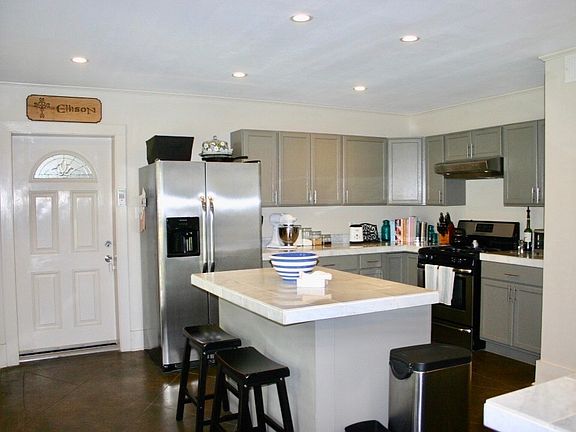 4th image of 538-40 Lowerline St #538