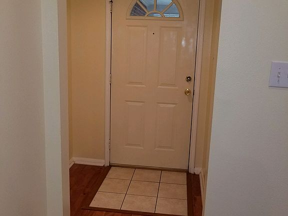 3rd image of 1213 Lovett St
