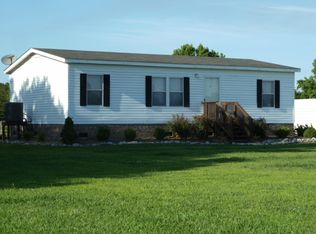 1303 Bluff Point Rd, Elizabeth City, NC 27909