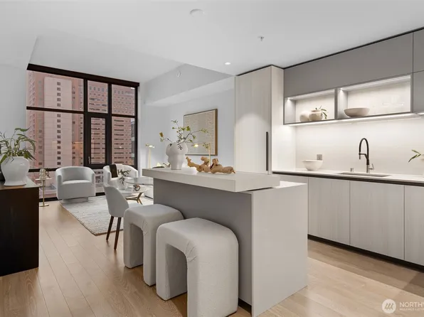 889 Avenue Square NE #607, Bellevue, WA 98004