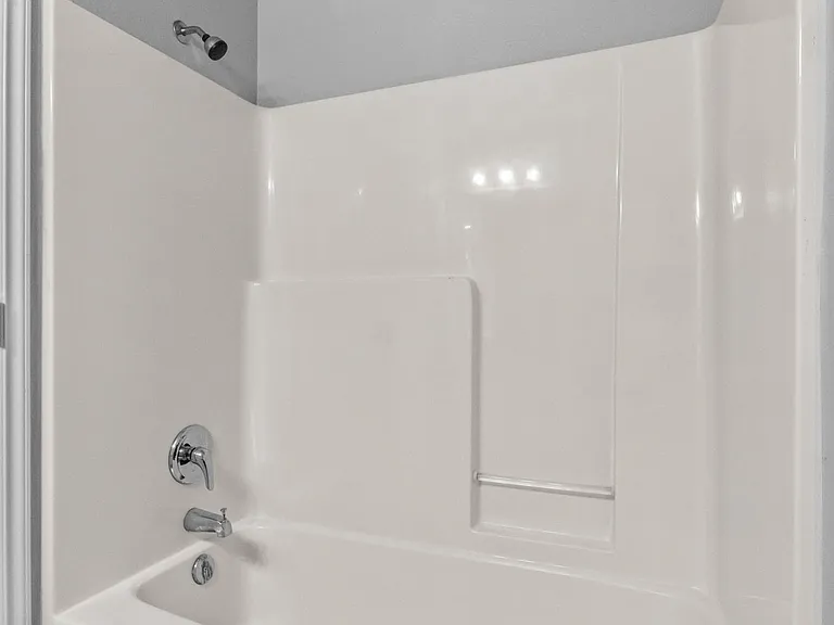 1669 N Evening Shade Dr — Photo 23