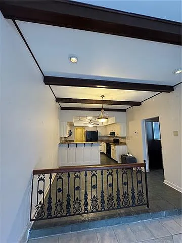 523 Burgundy St #1 — Photo 12