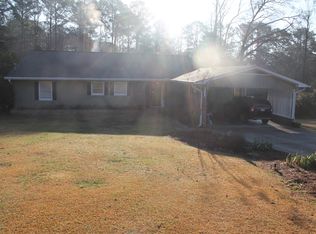 132 Hillcrest Rd, Carrollton, GA 30117