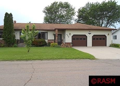 1st image of 560 Dogwood Ave