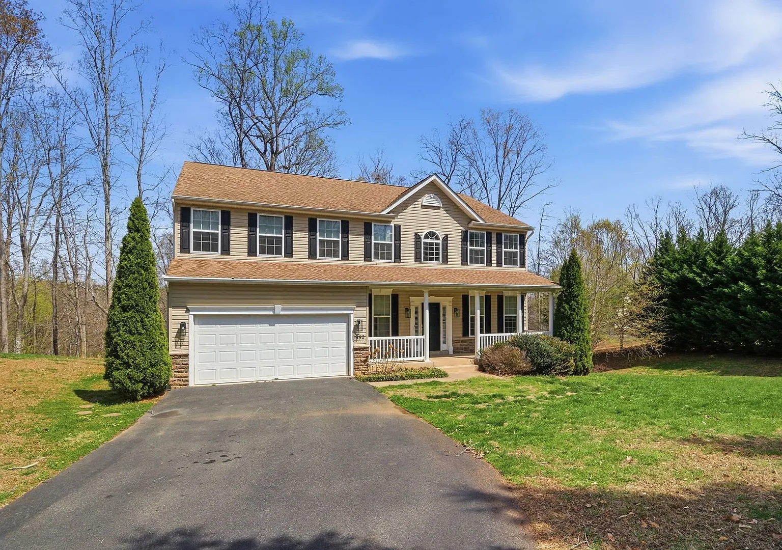950 Grouse Pointe Dr — Photo 1