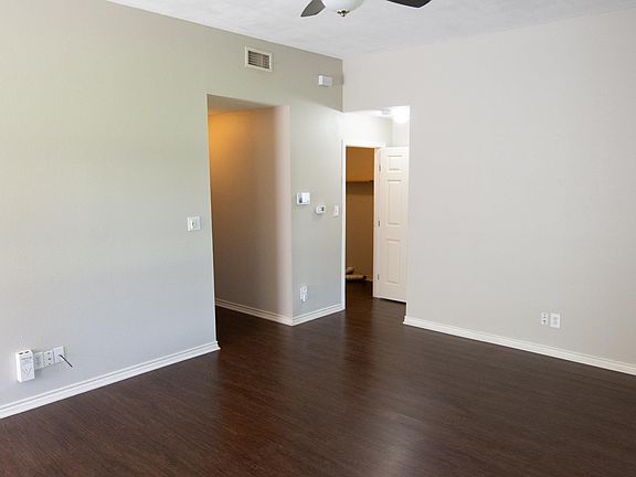 4th image of 5406 Ricci St