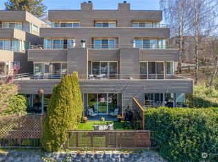 3003 14th Ave W APT 102, Seattle, WA 98119