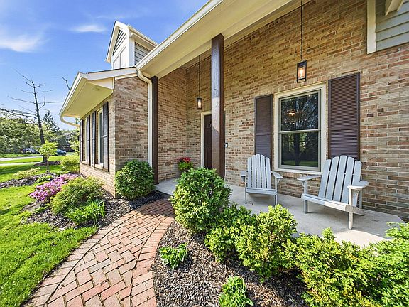 4th image of 5301 Aryshire Dr