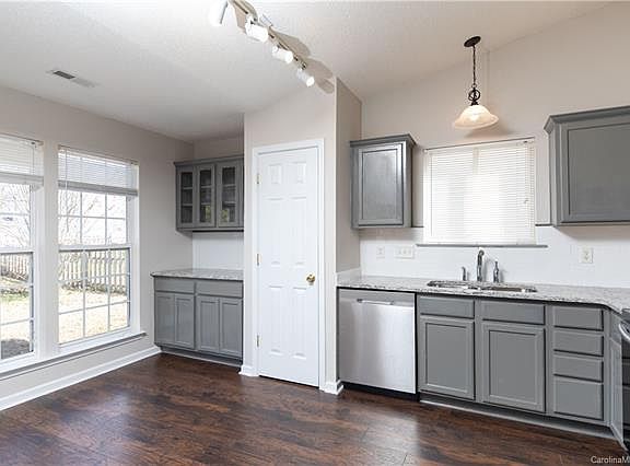5th image of 4332 Bubbling Brook Ct