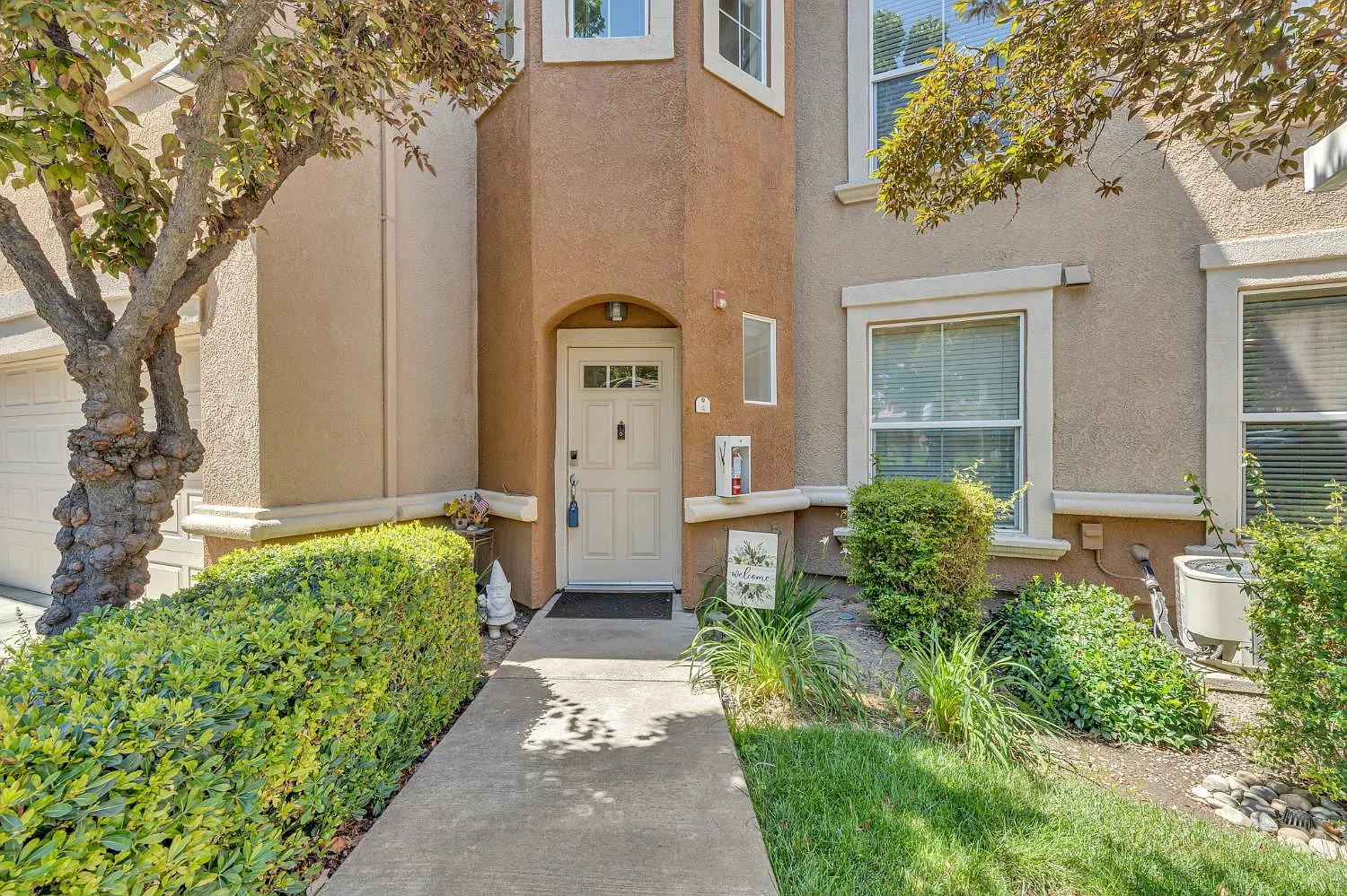 1348 Milano Dr Unit 4 photo 1