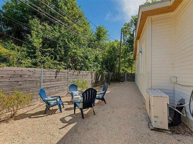 3901 Cherrywood Rd #B — Photo 24