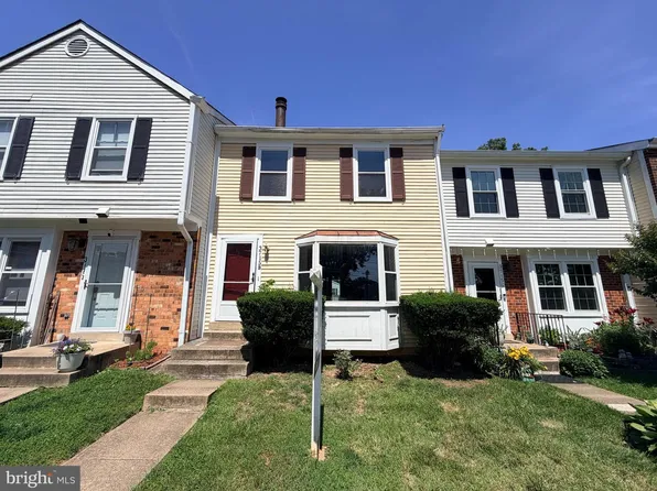 3715 Munson Rd, Falls Church, VA 22041