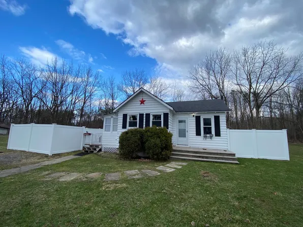 (undisclosed Address), Fayetteville, NY 13066