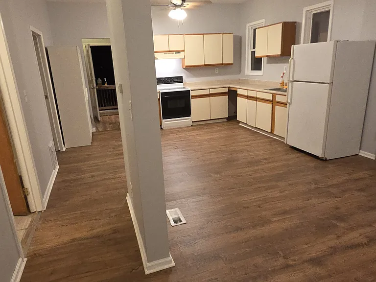 88 5th Ave #1 — Photo 10
