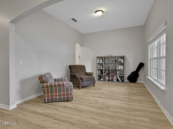3rd image of 1207 CAMP RIDGE Lane