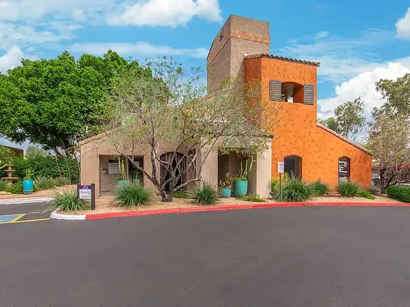 Paradise Foothills