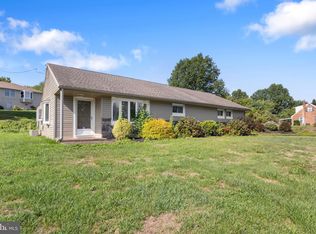 740 Hammond Rd, York, PA 17406