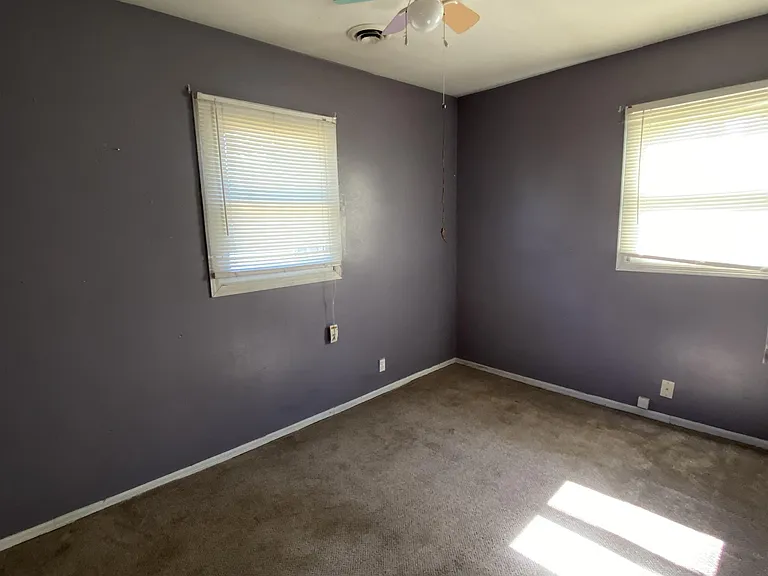 1736 W Grand Ave — Photo 9