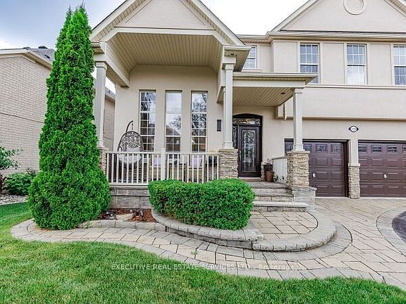 2nd image of 1129 Meighen Way N