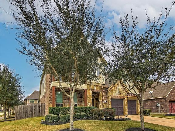 3rd image of 3410 Eden Cove Ln