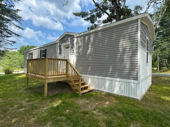 80 Town And Country Dr #55, Norway, ME 04268