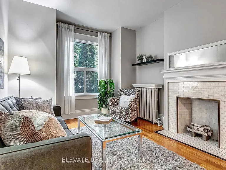 25 Temple Ave — Photo 3