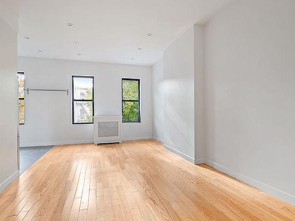 5th image of 450 50th St Floor 2