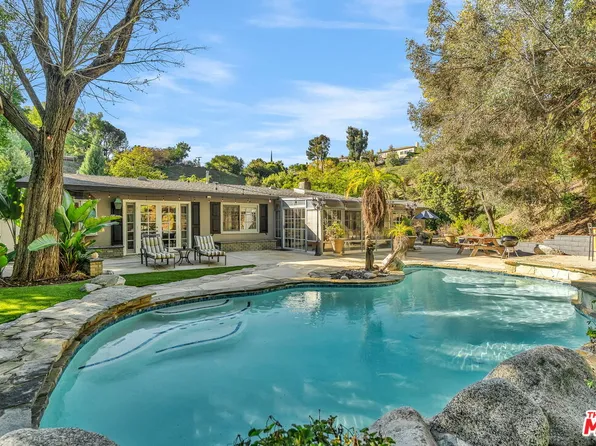 (undisclosed Address), West Hills, CA 91307