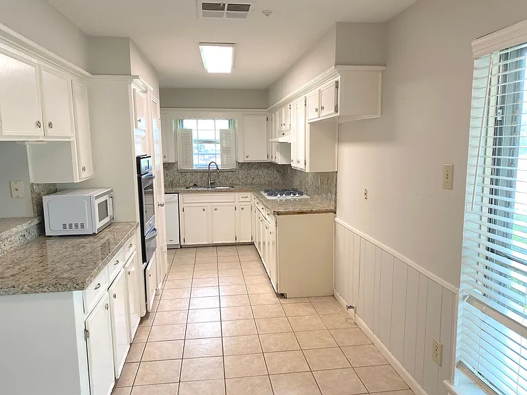 22303 N Fork Dr — Photo 26