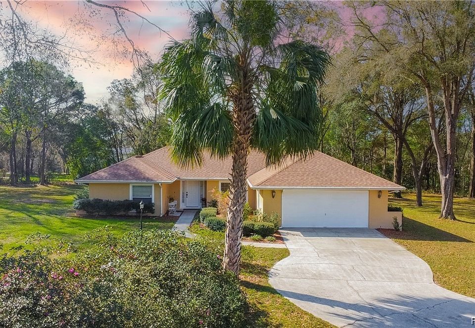 1st image of 826 E Gaines Ln