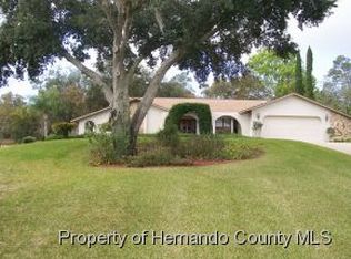 5207 Suwannee Rd, Weeki Wachee, FL 34607