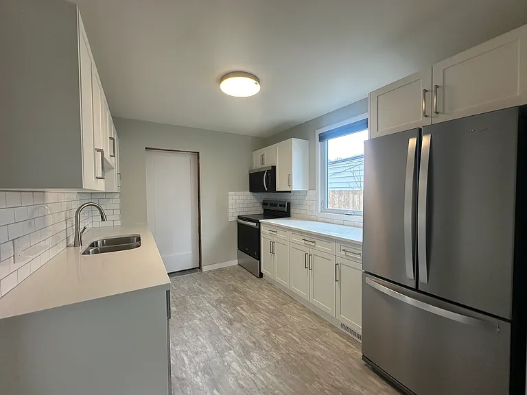 771 Hector Ave #771 — Photo 9