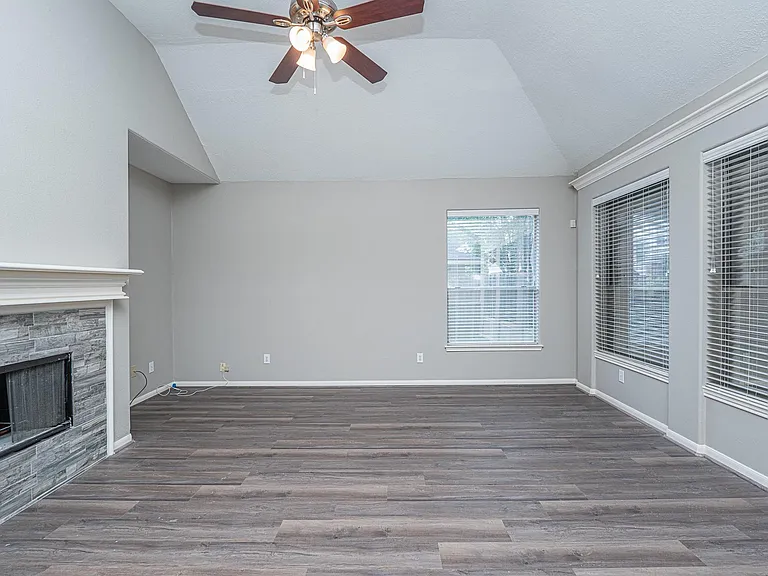 406 N Marathon Way — Photo 20