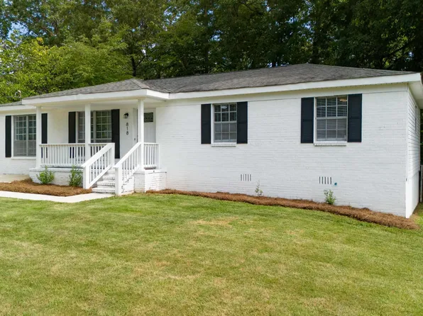 818 Hickory Dr, Mount Olive, AL 35117