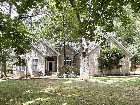 3378 Red Oak Ct, Bowling Green, KY 42104