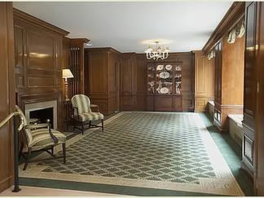 Sold by Stribling | media 6