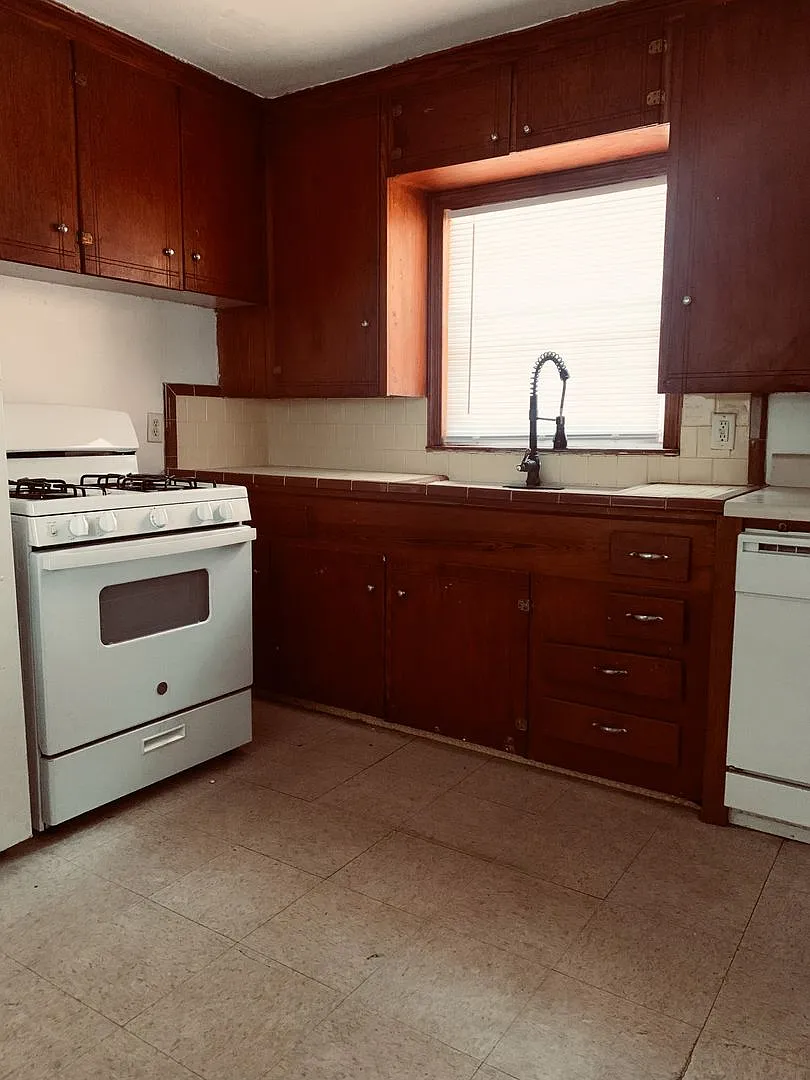 3 Bedroom House By Fsu!! Available Fall 2027 — Photo 1