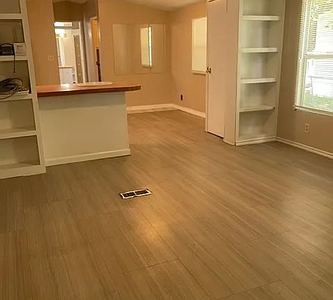 4th image of 5785 Sheli Ln