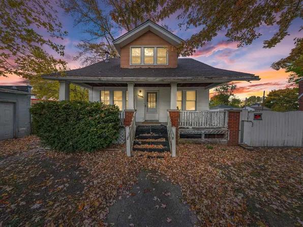 8316 Hudson Ave, Warren, MI 48089