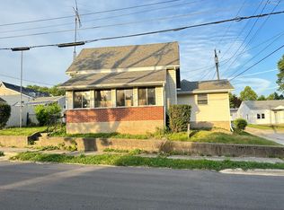 704 John St, Crawfordsville, IN