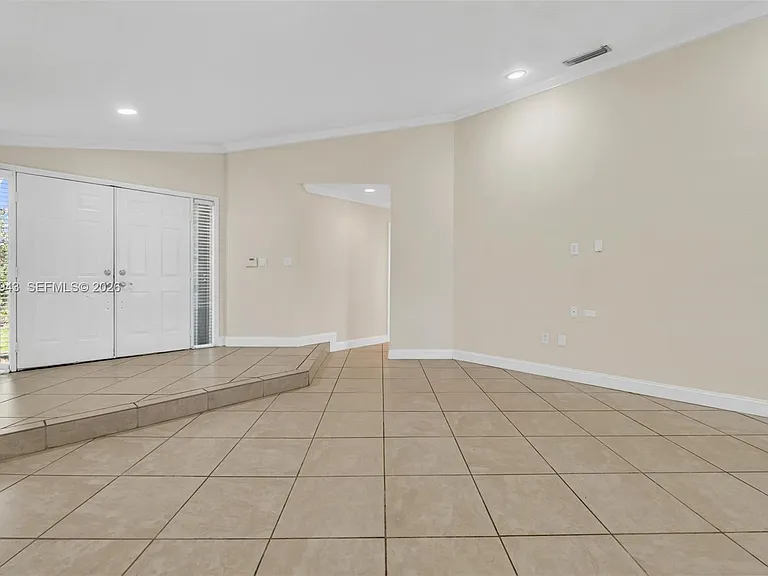 15311 SW 52nd Ter — Photo 7