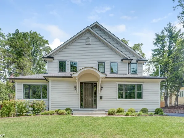 32 Great Hills Rd, Millburn Twp., NJ 07078