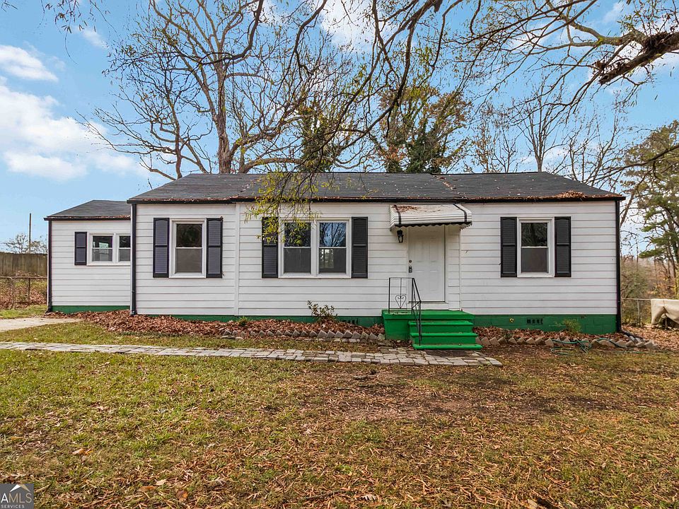1st image of 4060 Clay Dr