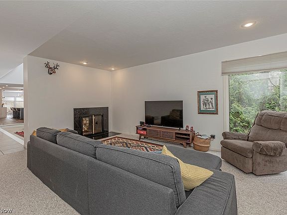 5th image of 4110 Orangewood Dr