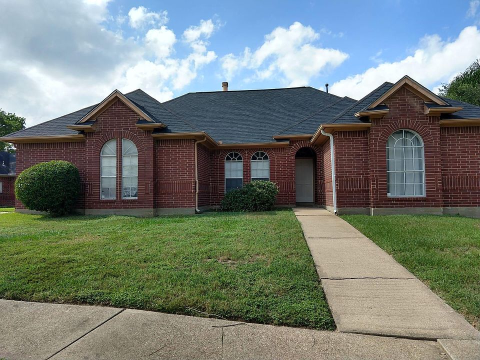 1st image of 6831 Autumn Flowers Dr