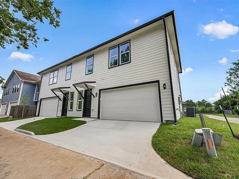 703 Carol Lynn Dr #B — Photo 40